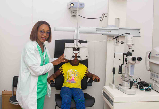 REFRACTIVE ERRORS IN CHILDREN / DOES YOU CHILD NEED AN EYE TEST ?