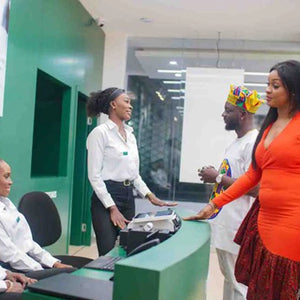 Friendly staff (2) - SpecSMART eye clinic