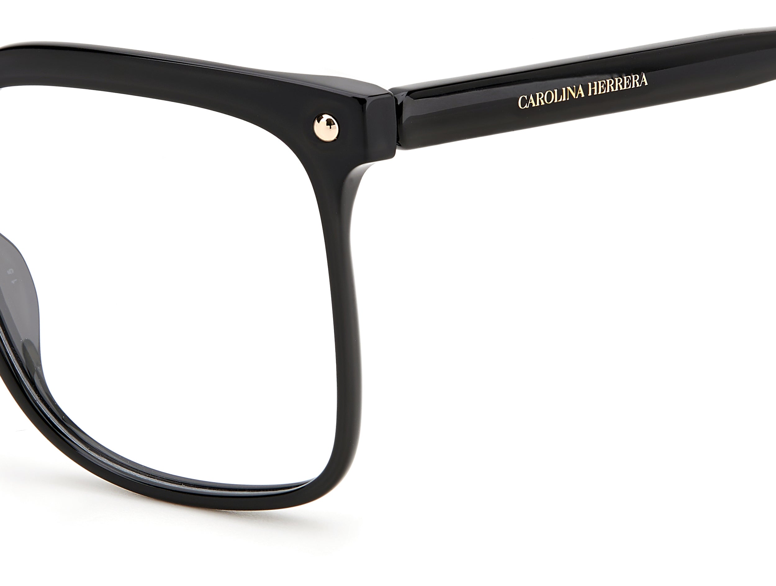 Sunglasses,specsmart, spec smart, glasses, eye glasses glasses frames, where to get glasses in lagos, eye treatment, wellness health care group, caeolina herrera CH 0011